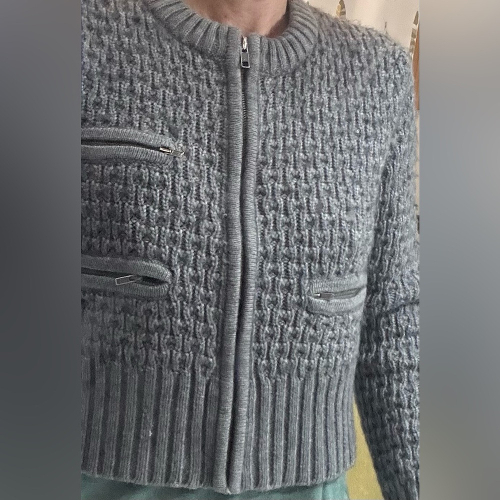 💫H&M Longsleeves Women’s Zipper-Down Wool Vest - Picture 10 of 11
